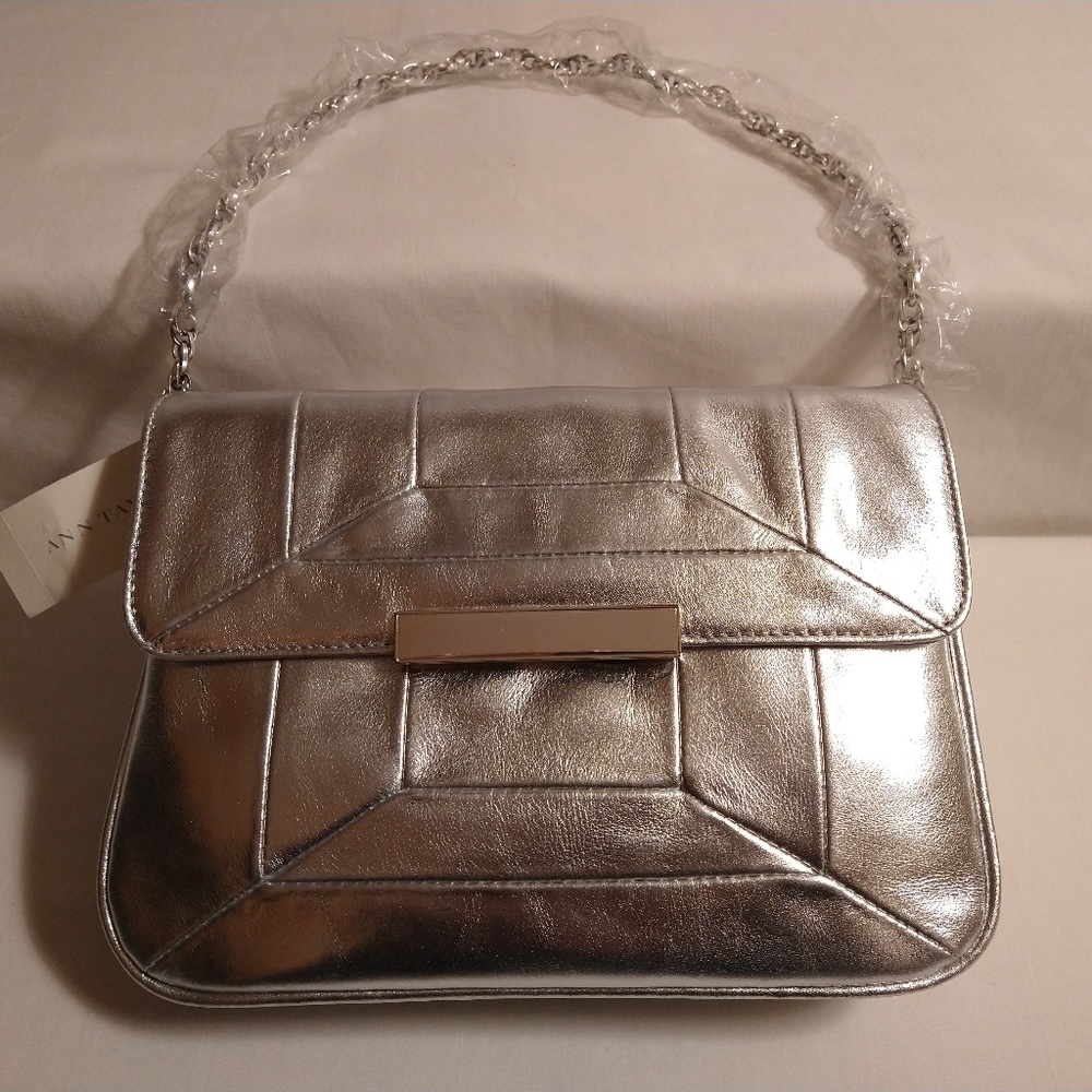 ANN TAYLOR SILVER LEATHER CONVERTIBLE HANDBAG/CLUTCH WITH CHAIN HANDLE (NWT)